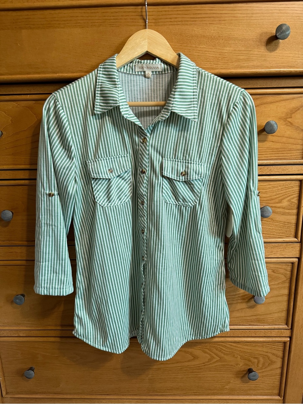NEW Eden & Olivia Womens Green Striped Button Down Roll Tab 3/4 Sleeve Size M